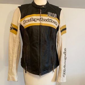 Harley-Davidson Woman’s Leather Jacket Size Small